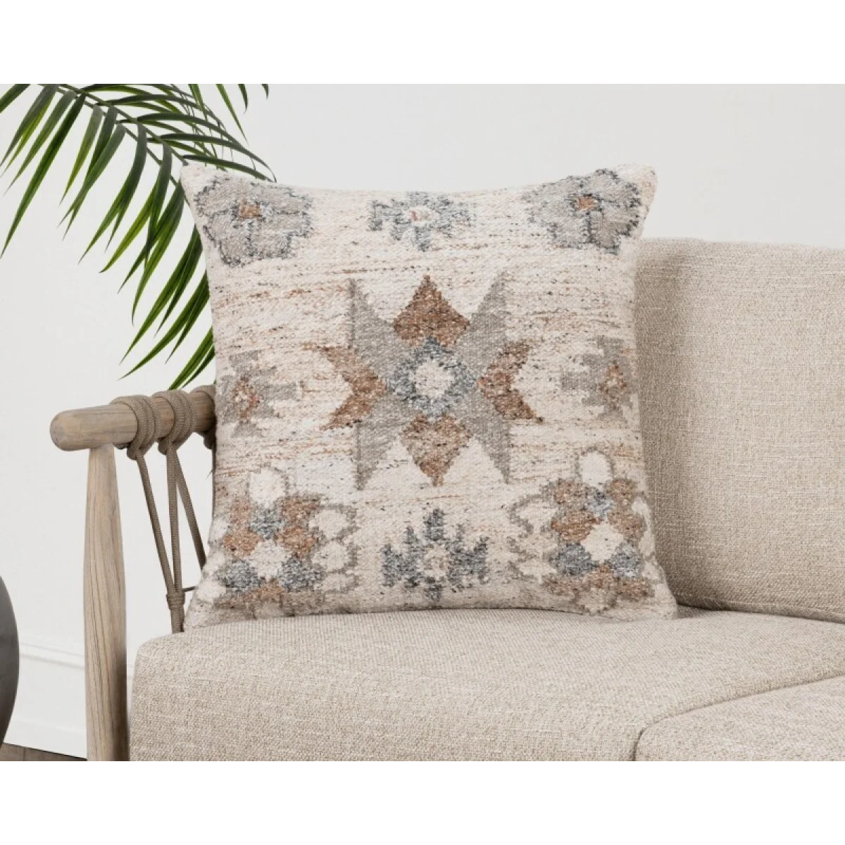 Performance Ardeth Clay Multi 22×22 Accent Pillows Accent Pillows 10