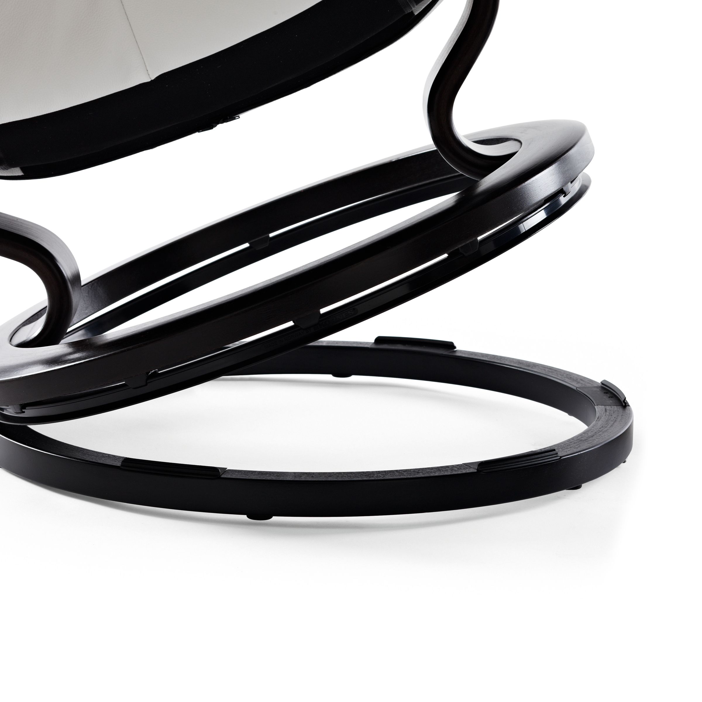 Stressless® Classic Recliner Elevator Ring (L) Accessories Stressless 7 Stressless® Classic Recliner Elevator Ring (L) Accessories Stressless 7