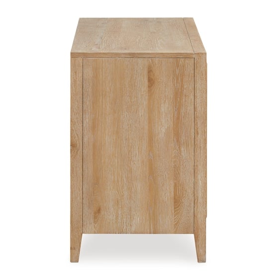 Courtland 3 Drawer Nightstand Nightstands Bassett Furniture 7 Courtland 3 Drawer Nightstand Nightstands Bassett Furniture 7