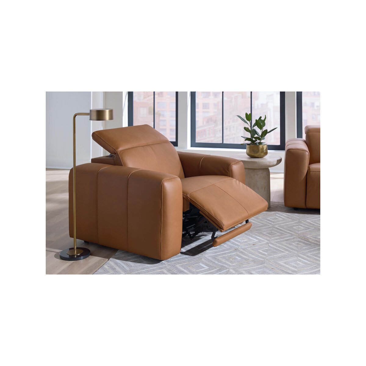 Airy Leather Power Recliner Recliners Bassett Furniture 5