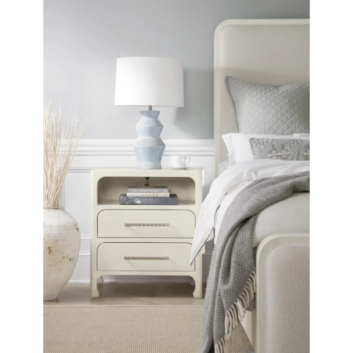 Serenity Nightstand Nightstands Cream 8