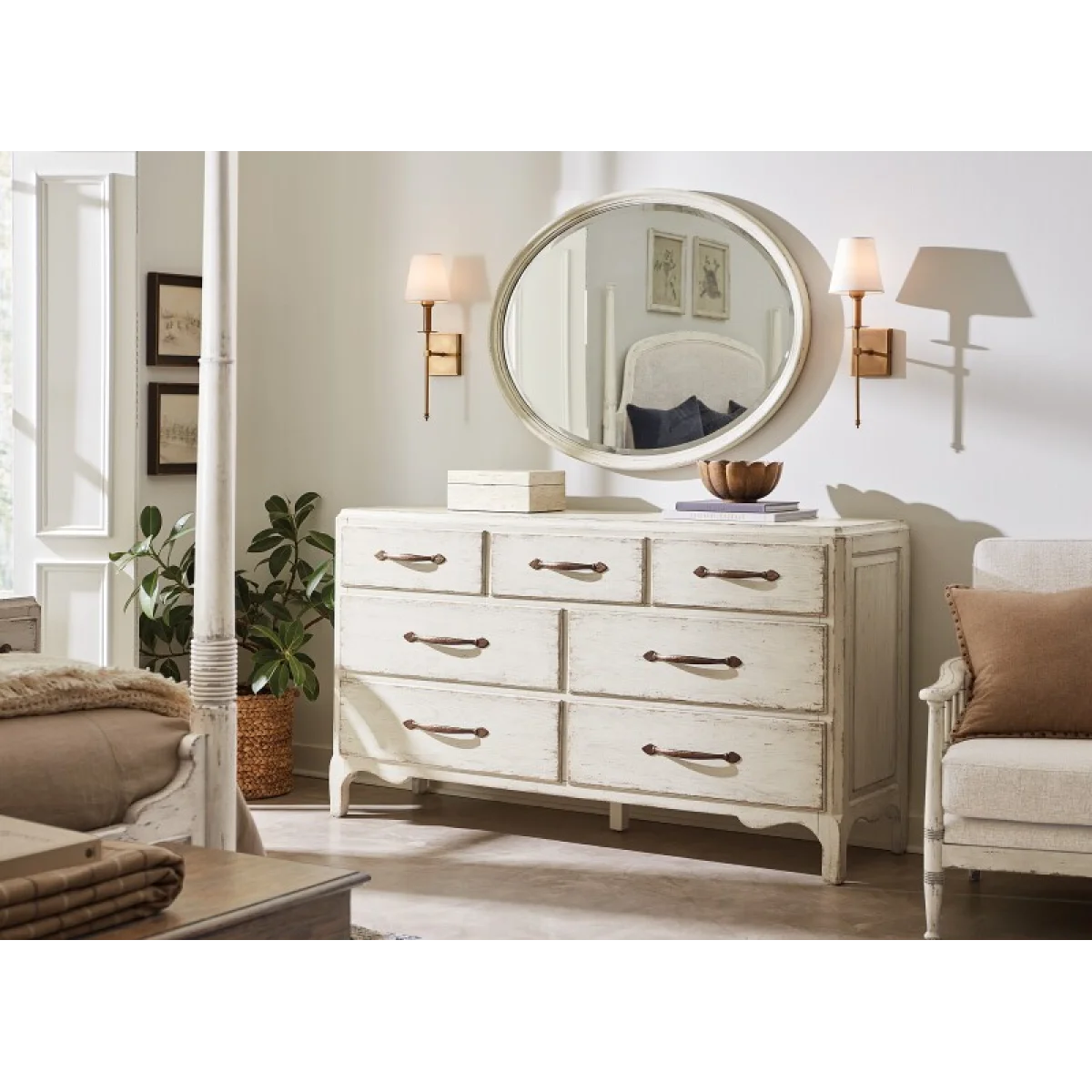 Americana Oval Mirror Bedroom Mirrors Cream 6