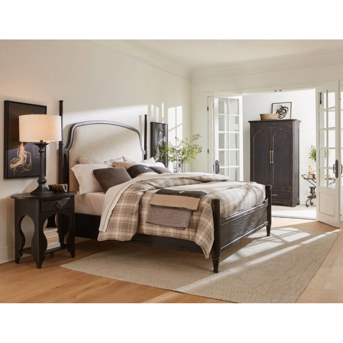 Americana California King Upholstered Poster Bed Beds Beds 11