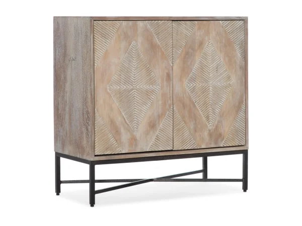 Commerce and Market Commerce & Market Yeti Spot Table Accent Furniture Accent Furniture 16