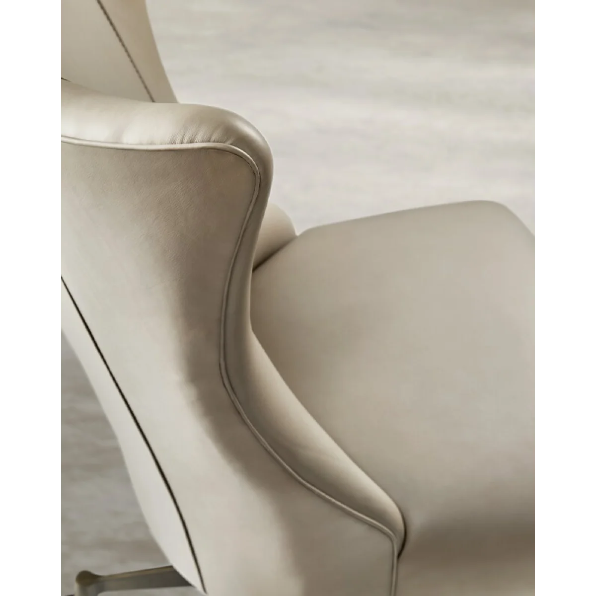 Lynn Executive Swivel Tilt Chair Desks Beige 10