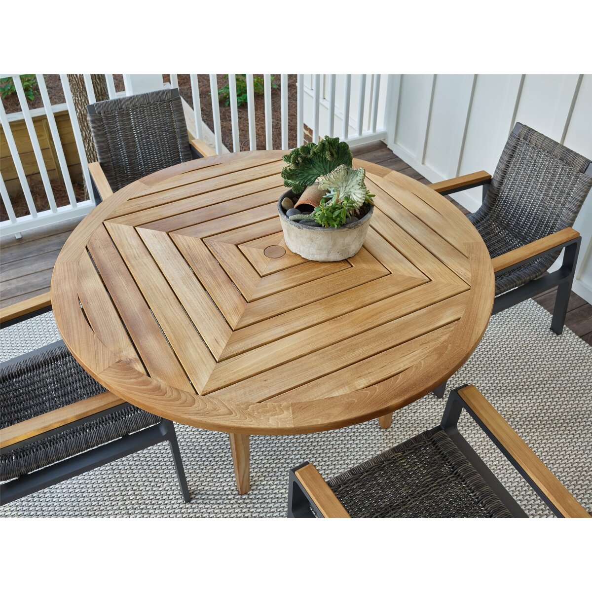 Chesapeake Round Dining Table Dining Tables Universal Furniture 7