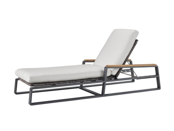 Coastal Living Outdoor San Clemente Chaise Lounge
