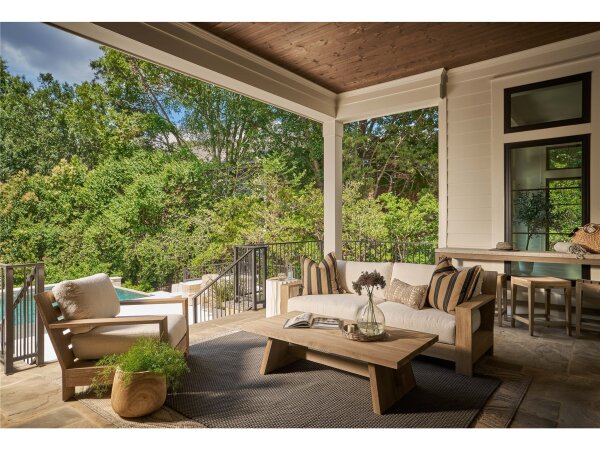 Saratoga Sofa - Image 3