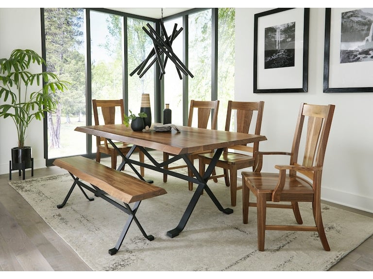 Naturale Dining Table
