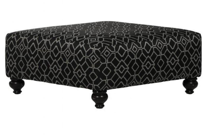 Cumberland 3245 Cocktail Ottoman