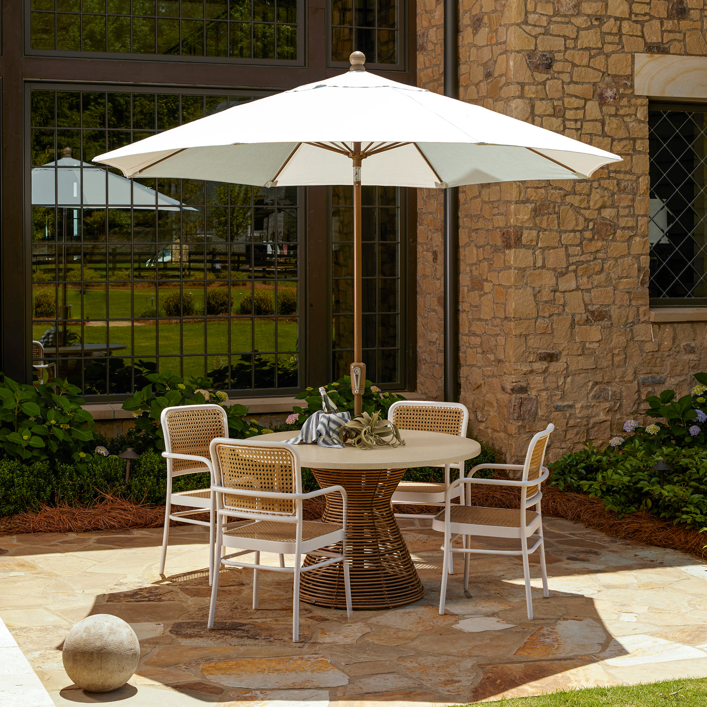 Bordeaux Wrought Aluminum Outdoor Arm Chair