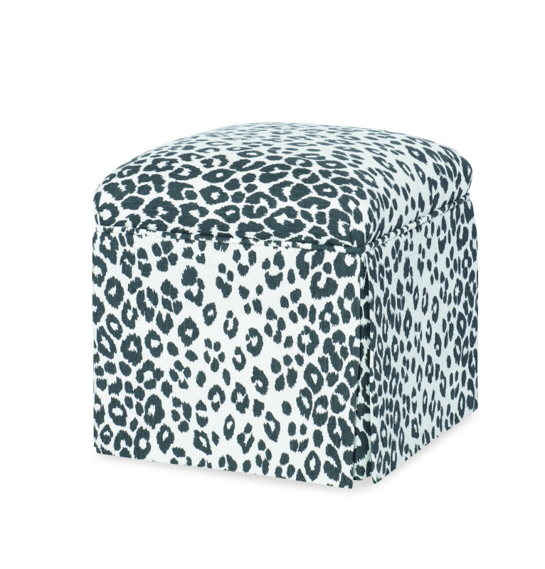 33-884 - Dorothy Ottoman