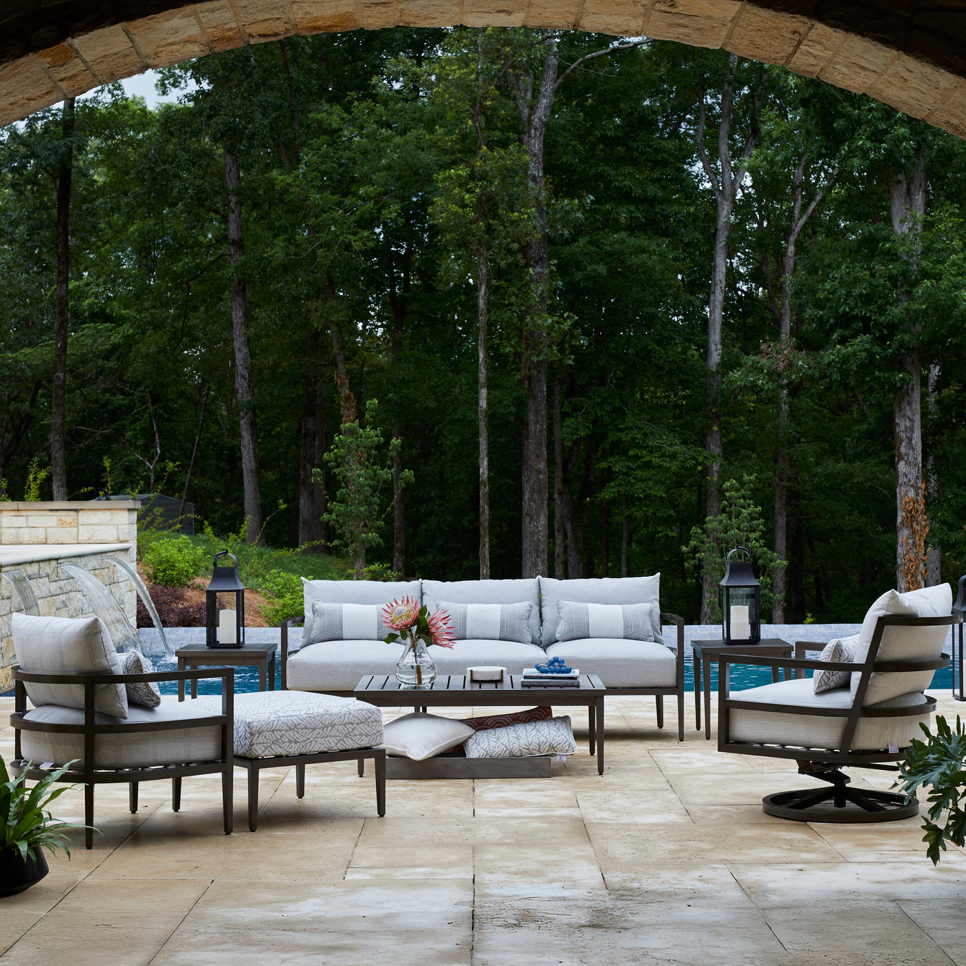 Brookings Aluminum Rectangle Outdoor Coffee Table