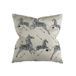 5689-21x21 Pillow Talk