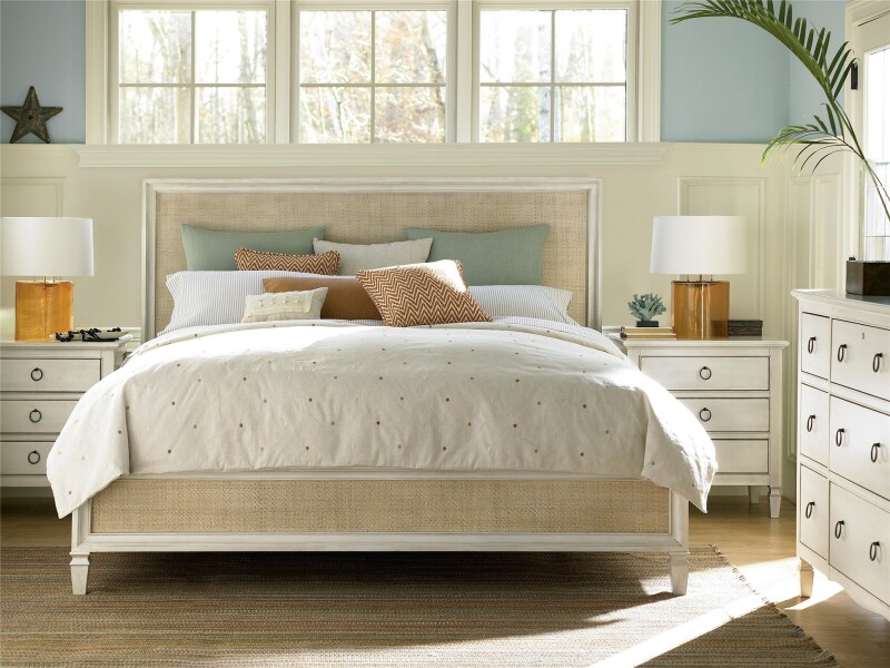 Summer Hill Woven Accent Queen Bed