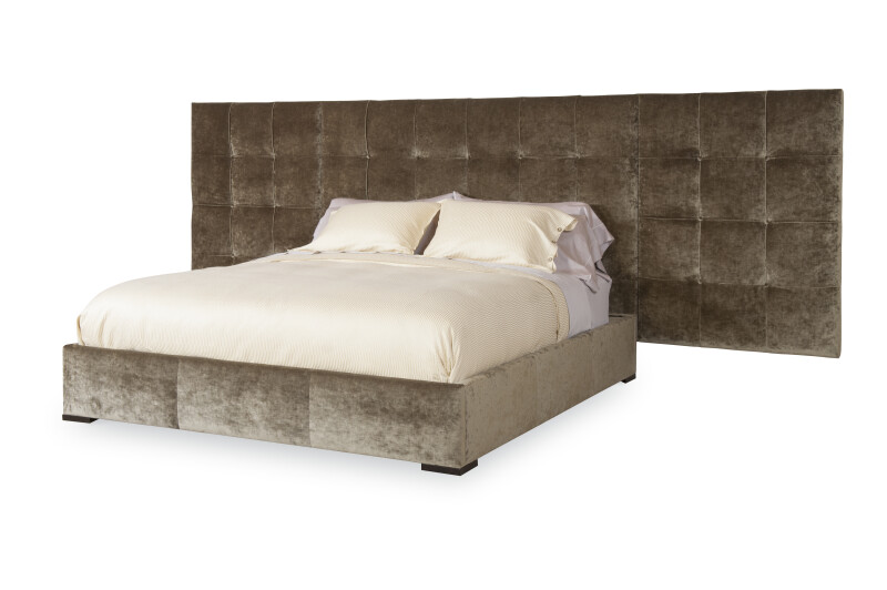 AE9-107PQ - Soho Bed Fully Uph Wings For Queen Size 5/0