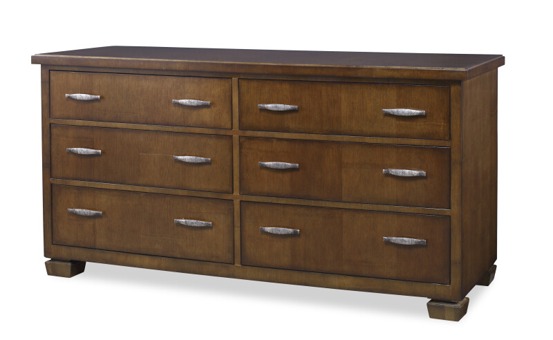 AE9-203 - Voyager Chest