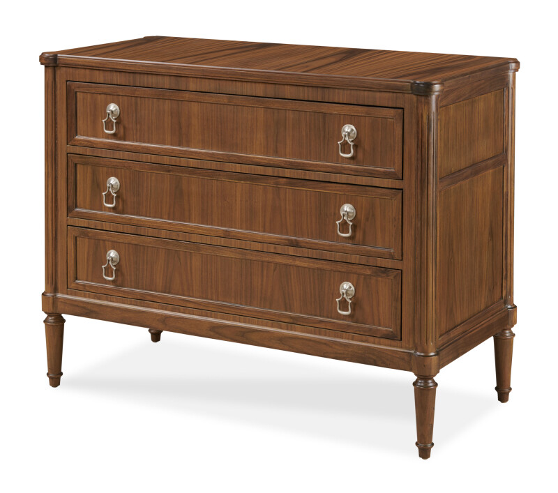 AE9-702 - London Chest