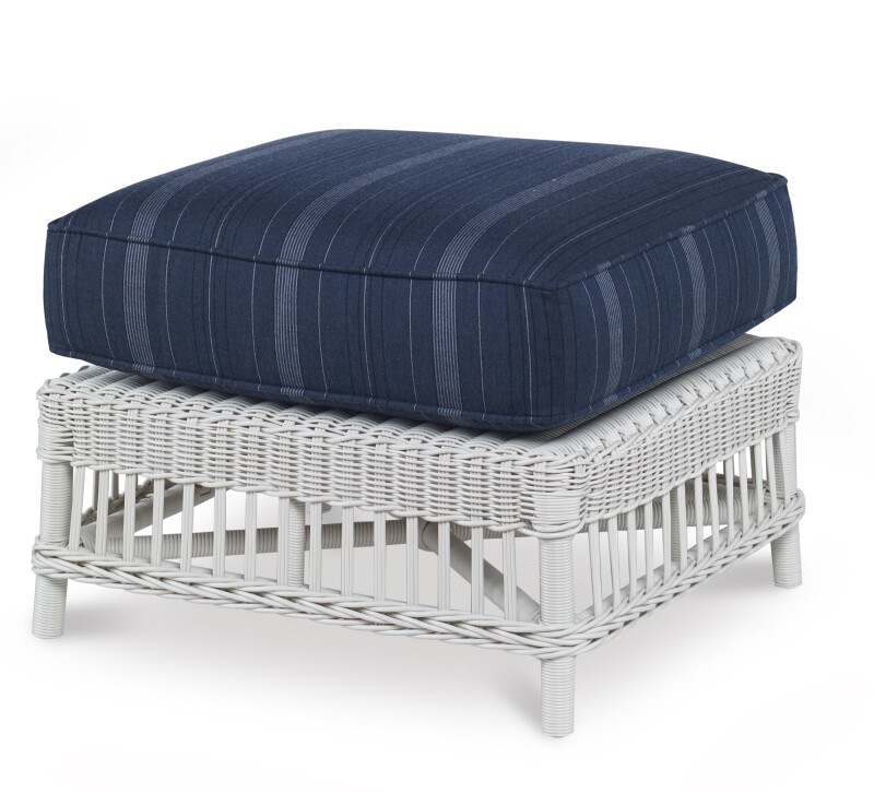 AE-D40-31 - Mainland Wicker Ottoman