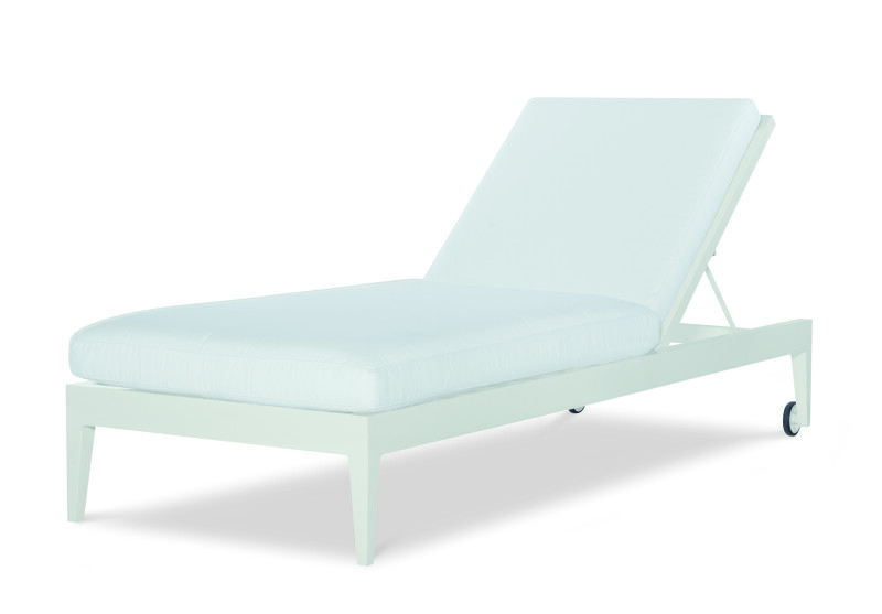 D46-70 - Sail Armless Chaise