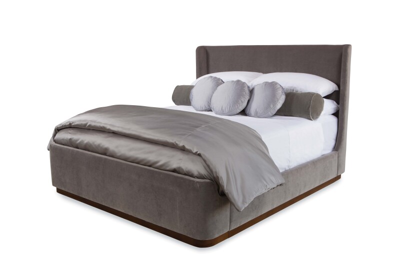 I3-145 - Yvette Uph Queen Bed