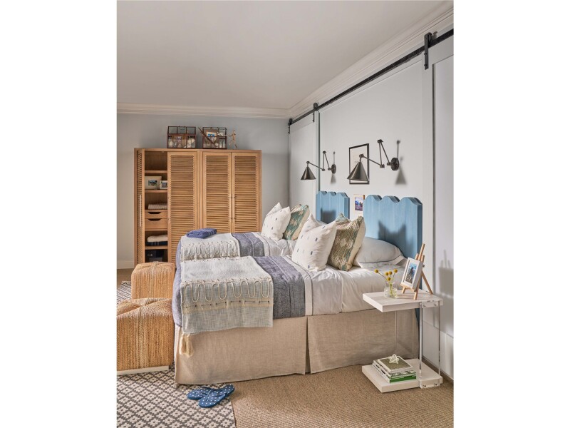 Weekender Coastal Living Home Collection Surf City Bed Headboard Twin