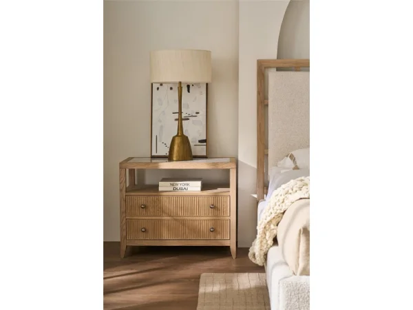 Avaline Kendall Panel Bed King - Image 4