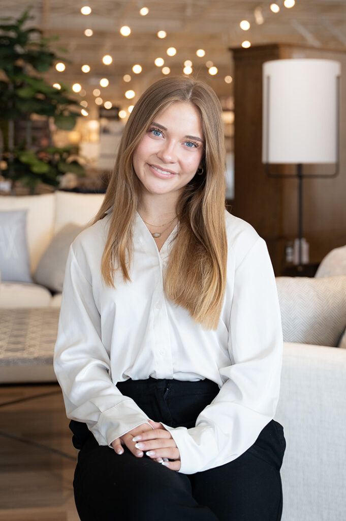 Charity Skinner E1783522447471 681x1024